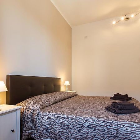 Suite Cagliaritane Notti In Centro Bagian luar foto