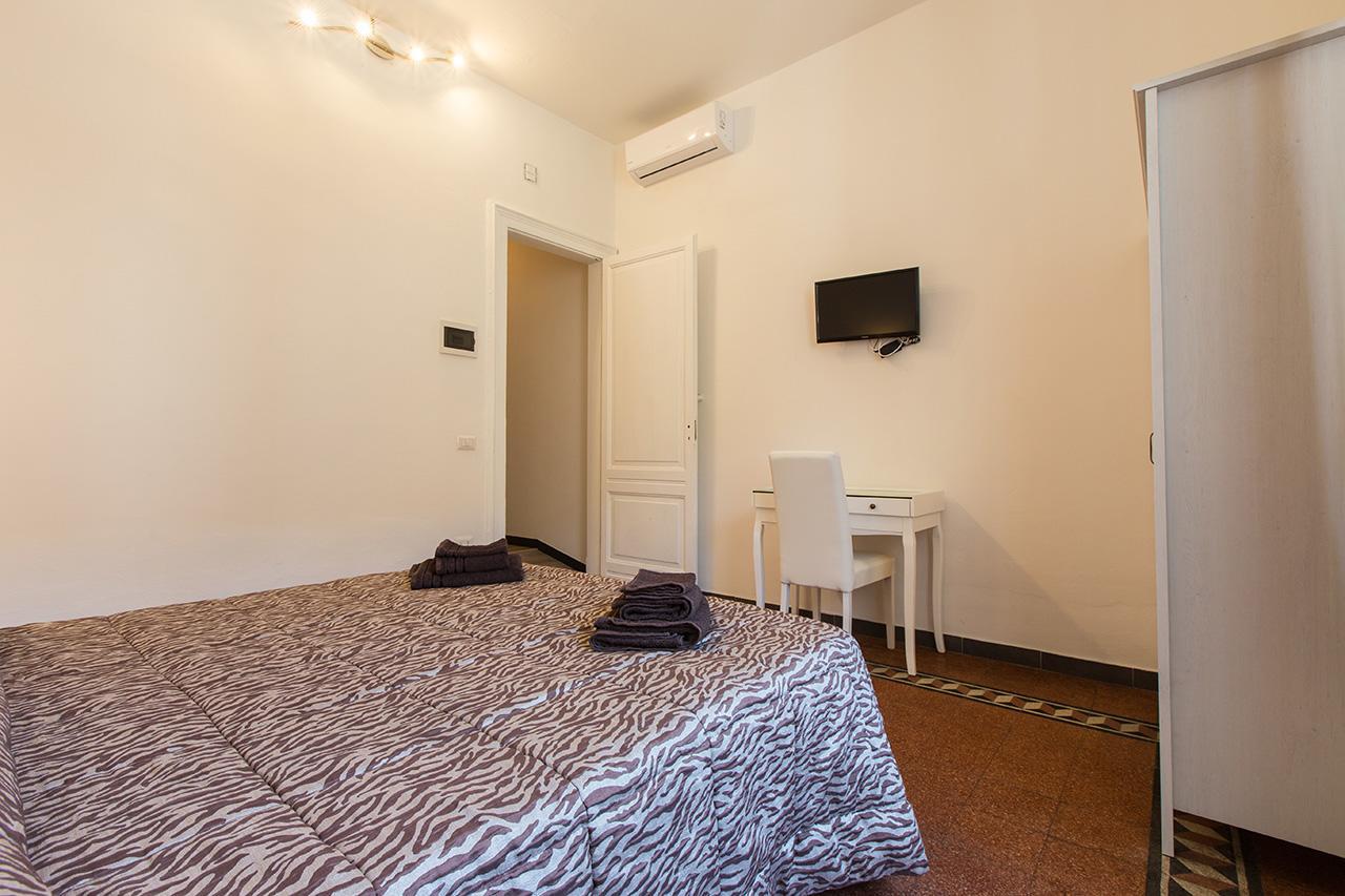 Suite Cagliaritane Notti In Centro Bagian luar foto